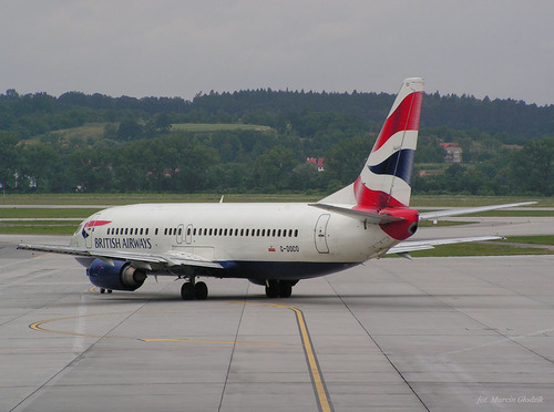B_737-436_G-DOCO_BA_02.jpg