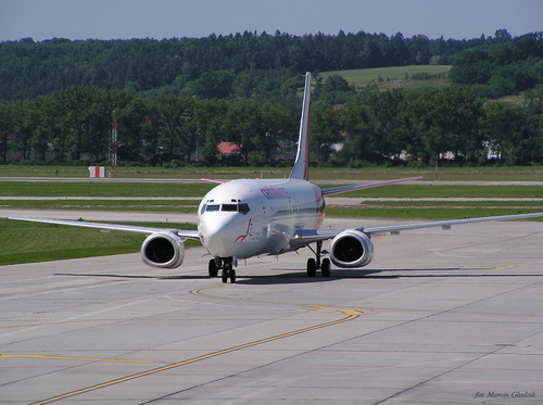 B_737-45D_SP-LLF_CW_01.jpg