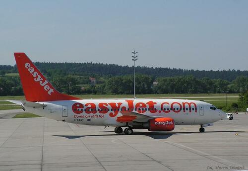 Boeing 737-73V G-EZJY easyJetcom
