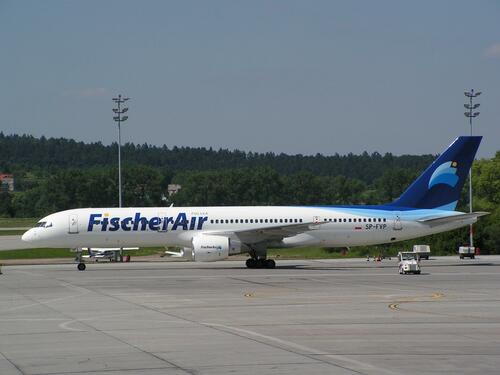 Boeing 757-2Q8 SP-FVP FischerAirPolska
