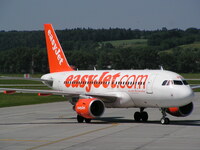 A_319-111_G-EZBS_EJ_easyJetcom02.jpg