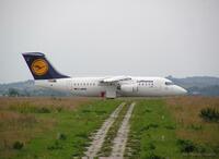 Avro_146-RJ85_D-AVRR_01.JPG