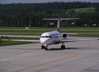 Fokker_70_28F-28-007029_OE-LFL_AuAr_01.jpg