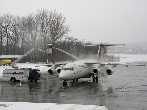 Avro_146-RJ85_D-AVRD_05.jpg