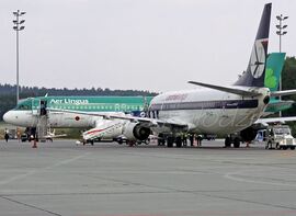 B_737-45D_SP-LLD_CW_01.jpg