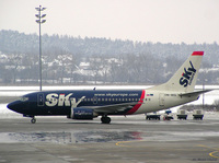 B_737-5Y0_OM-SEG_04.jpg