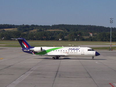 CL-600-2B19 Regional Jet CRJ-200ER HA-LNB Malev express
