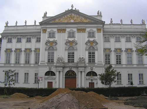 WiedenPalac_Trautson-siedzibaAustriackiegoMinisterstwaSprawiedliwosci01.jpg