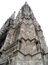 KatedraVotivkirche02.jpg