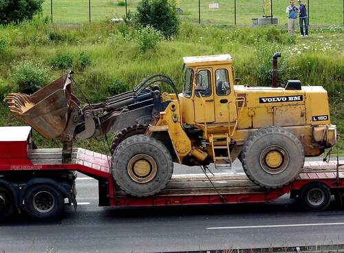 Volvo_BM_L160_01.jpg