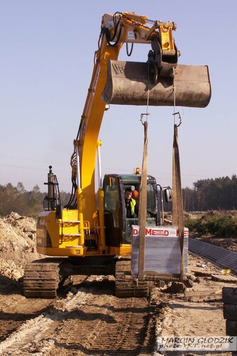 koparka_JCBJZ14001.jpg