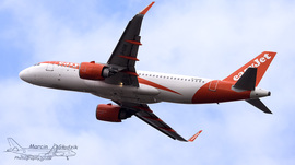A_320-251NSL_G-UZHB_easyJetCom01.jpg