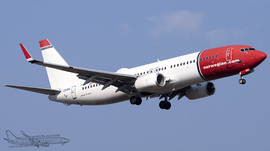 B_737-8JPWL_LN-ENL_Norwegian01.jpg