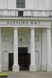 ChelmBazylikaNarodzeniaNajswietszejMaryiPanny01.jpg