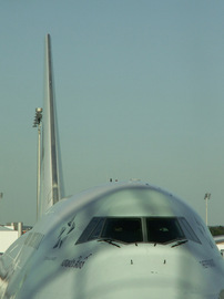 B_747-4D7_HS-TGP_ThA_00.jpg
